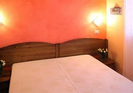 Holiday park Village Baia Turchese 4*