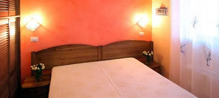 Parque de vacaciones Village Baia Turchese 4*